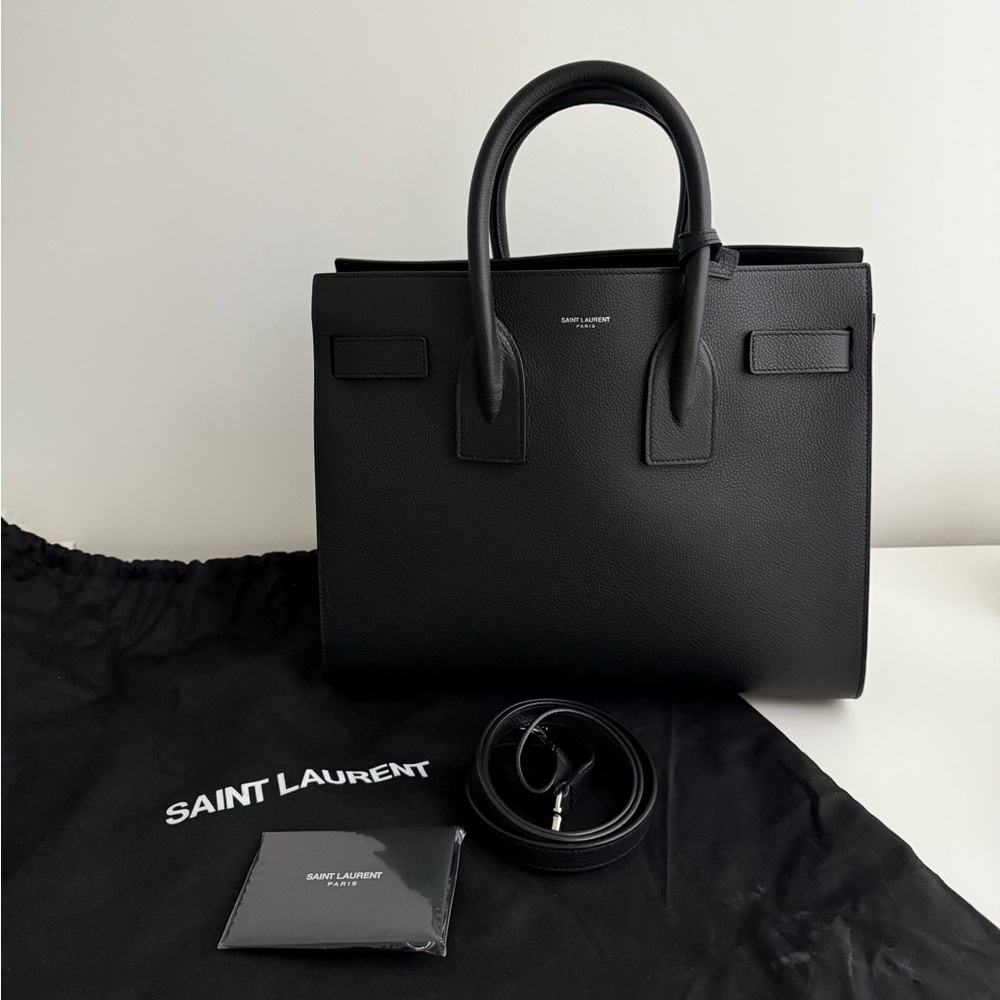 (Sold)SAINT LAURENT SAC DE JOUR IN GRAINED LEATHER - SMALL BLACK